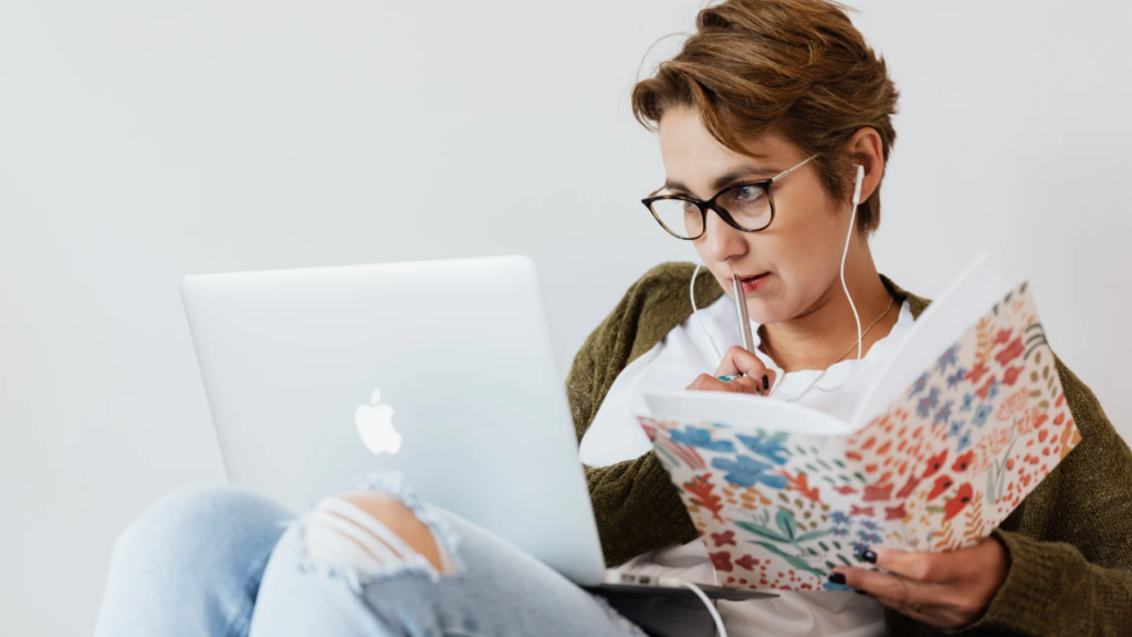 Use AI to Write Blog Posts Faster